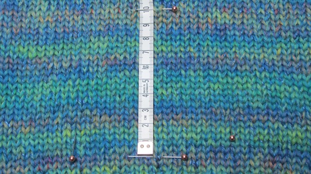 Höhe in der kleinen Maschenprobe