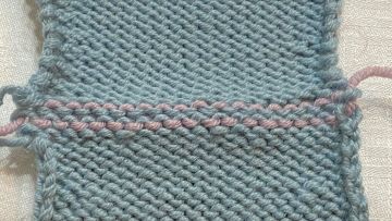 offene Maschen genäht hinten