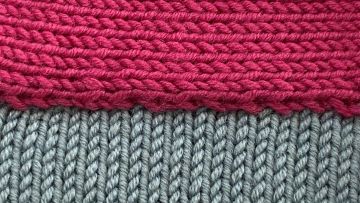 offene Maschen auf Knötchenrand vorne